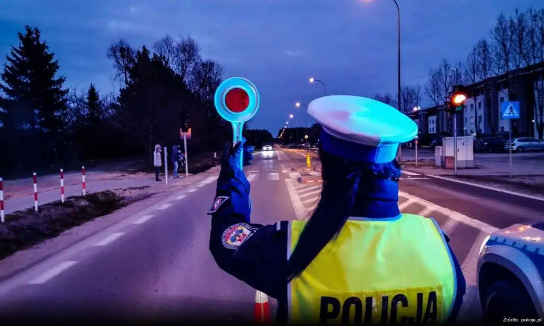 Czas reakcji policjantów uratował życie seniorki w Wąbrzeźnie